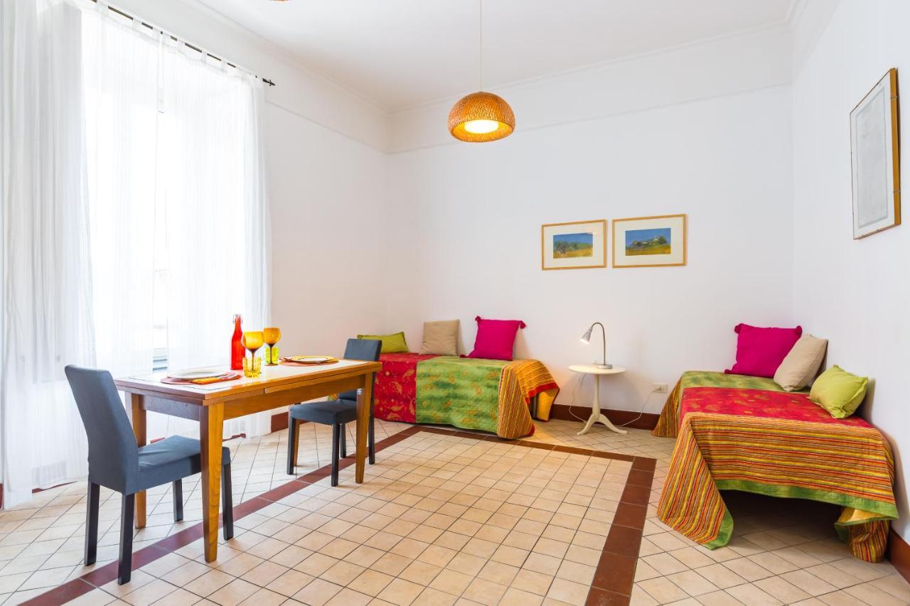 Lopez 20 A Big Family Apartment By Napoliapartments Екстериор снимка