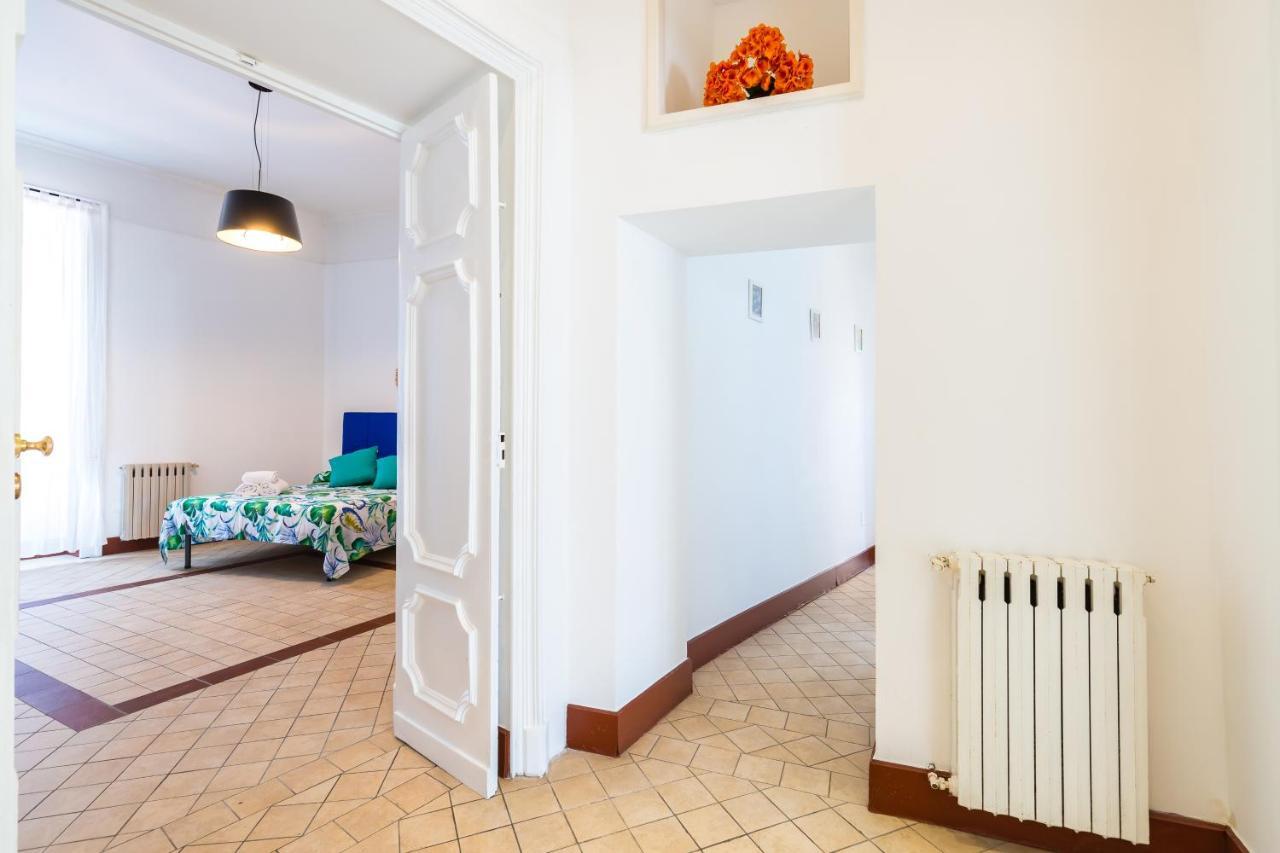 Lopez 20 A Big Family Apartment By Napoliapartments Екстериор снимка