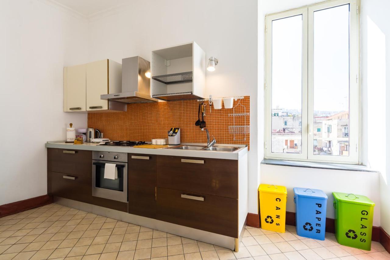Lopez 20 A Big Family Apartment By Napoliapartments Екстериор снимка